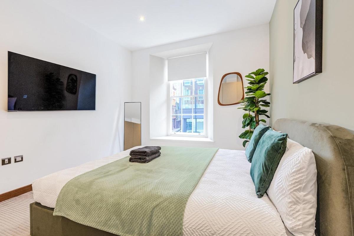 Holborn Modern Flat Apartment London