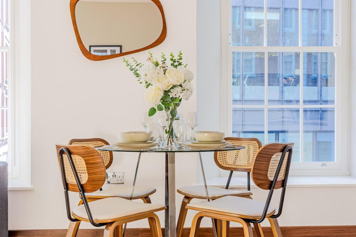 Holborn Modern Flat Apartment London